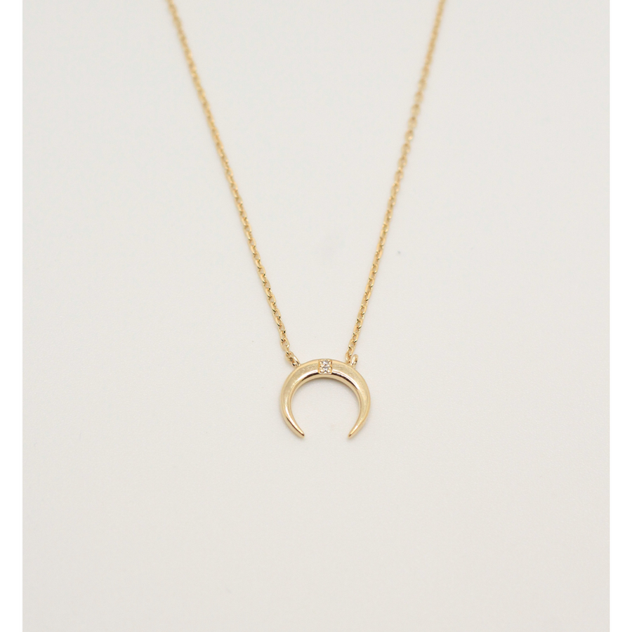 MOON NECKLACE