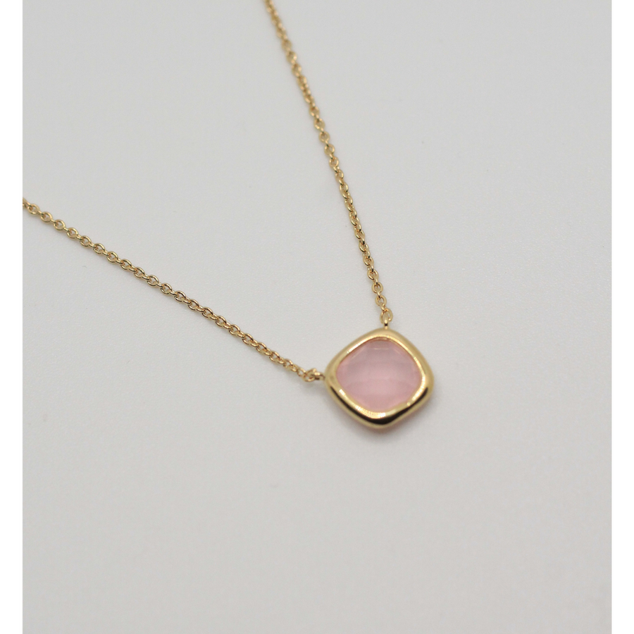 3 MICRONS 18K GOLD PLATED NECKLACE WITH TINTED GLASS