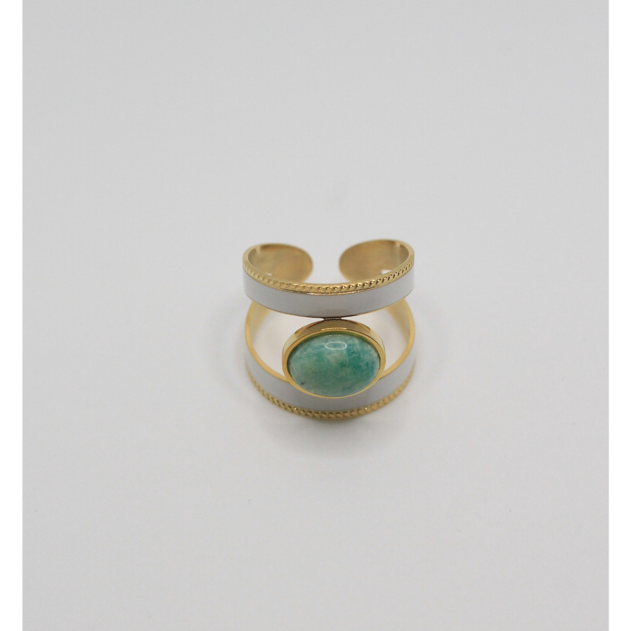 Stainless steel ring with stone